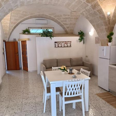 Casa Vacanze Teichos Grottaglie Ngoại thất bức ảnh