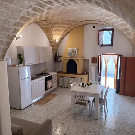Casa Vacanze Teichos Grottaglie Ngoại thất bức ảnh