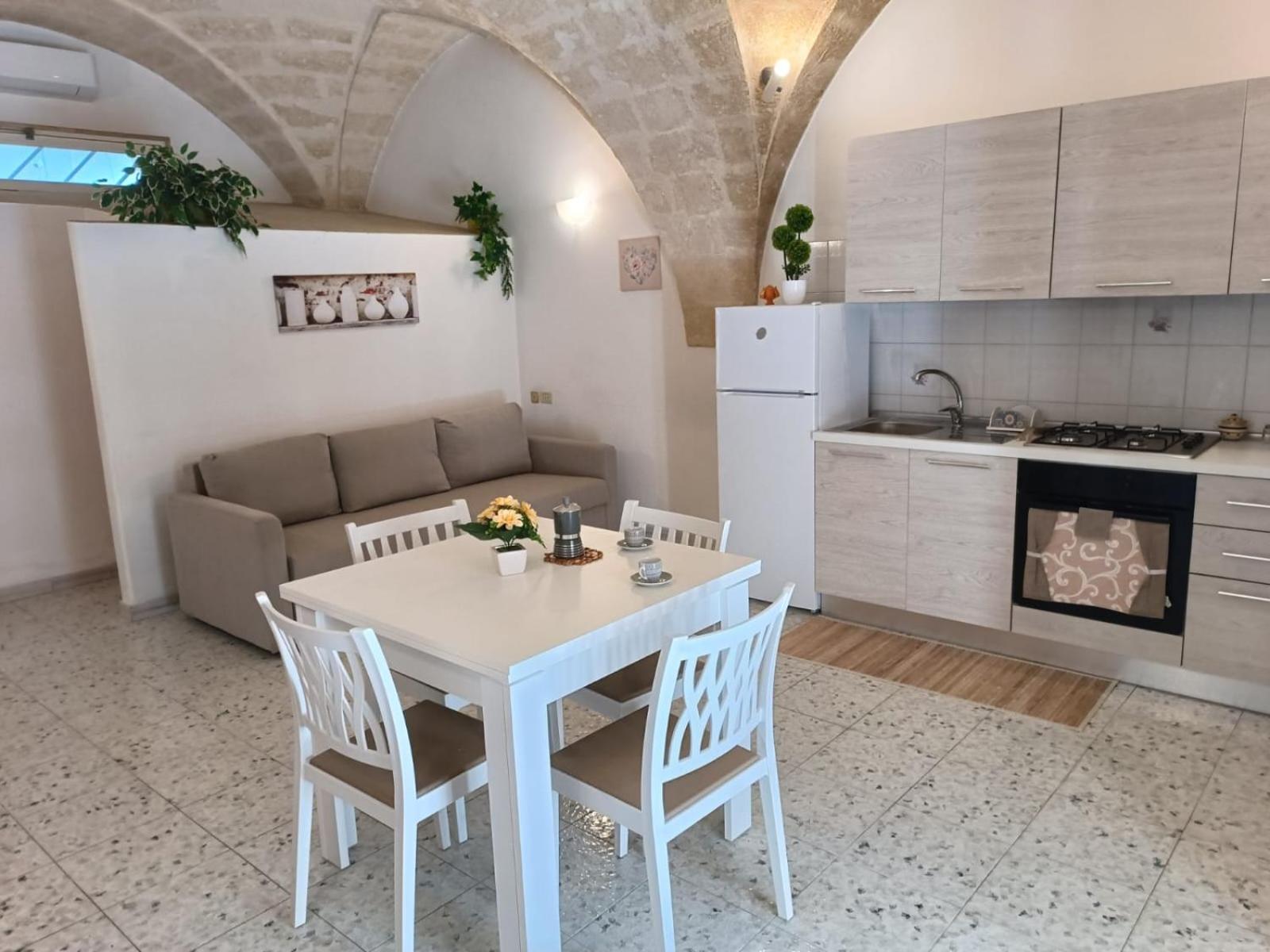 Casa Vacanze Teichos Grottaglie Ngoại thất bức ảnh